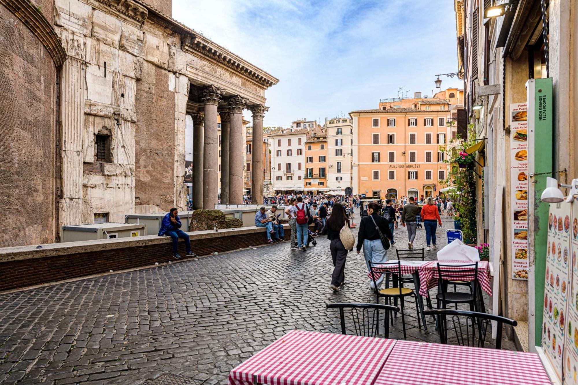 Deluxe Apartments Pantheon ローマ エクステリア 写真